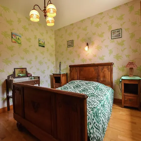 Prázdninový dům Charming Family Retreat In Loubejac, Cleaning Included